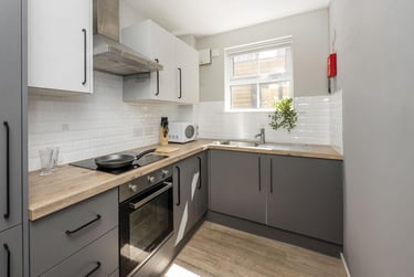 Classic 1 Bed Apartment at Emily Davies, Western Esplanade, Portswood, Southampton, SO152PU - Image 4
