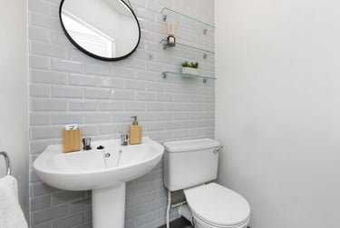 Classic 1 Bed Apartment at Emily Davies, Western Esplanade, Portswood, Southampton, SO152PU - Image 7