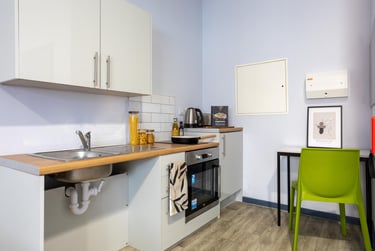 Platinum Accessible Studio at Archer House, Castle Gate, Lace Market, Nottingham, NG17AW - Image 4