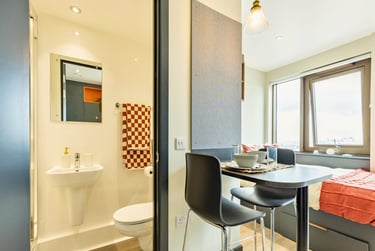 Classic Plus Studio at Crown House, Regents Hill, Seven Dials, Brighton, BN13ED - Image 2
