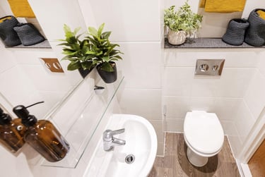 Silver Ensuite at The Elements, Bramall Lane, City Centre, Sheffield, S24FQ - Image 3
