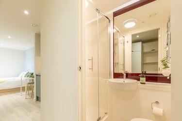 Premium Studio at Parklands, 63 Brown Street, West End, Dundee, DD15AQ - Image 8
