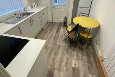 3 bed house, Blaydes Street, Newland, Hull, HU67RE - Image 2