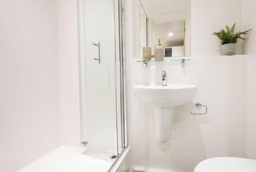 Classic Plus Ensuite - Image 3