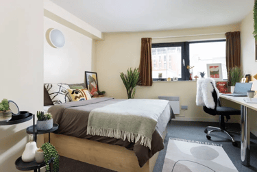 Premium Ensuite at Curzon House, Curzon Street,, City Centre, Nottingham, NG31DJ - Image 1