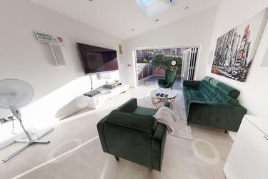5 bed house, City Road, Dunkirk, Nottingham, NG72JL - Image 1