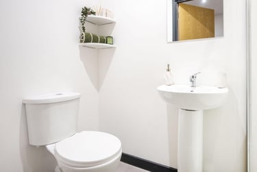 Ground Floor Silver Studio at Icon House, Registry Street, City Centre, Stoke, ST41JP - Image 8