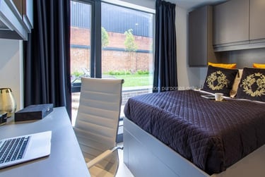 Premium 2 Bed Apartment at The Residence, St Columbas Close, City Centre, Coventry, CV14BX - Image 1