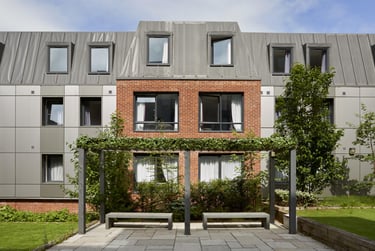Platinum Plus Studio - Accessible - Image 8