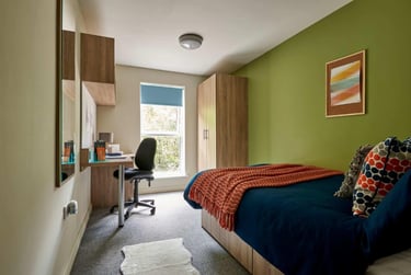 Standard Ensuite at Selly Oak Court, Elliott Road, Selly Oak, Birmingham, B296LA - Image 7