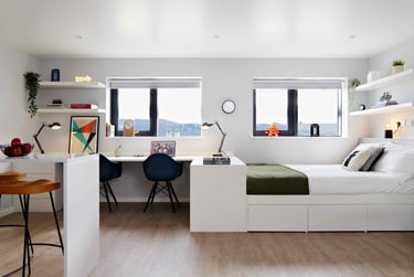 Penthouse at St Teresa House, Beaumont Road, City Centre, Plymouth, PL49AZ - Image 1