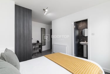 2 bed house, Brudenell Road, Hyde Park, Leeds, LS61BD - Image 3