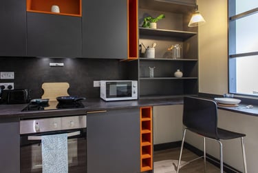 Classic Studio at Crown House, Regents Hill, Seven Dials, Brighton, BN13ED - Image 2
