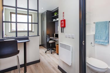 Classic Studio at Crown House, Regents Hill, Seven Dials, Brighton, BN13ED - Image 7