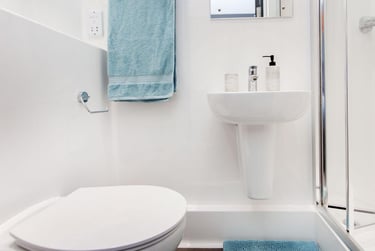 Classic Studio at Crown House, Regents Hill, Seven Dials, Brighton, BN13ED - Image 6