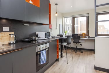 Premium Plus Studio at Crown House, Regents Hill, Seven Dials, Brighton, BN13ED - Image 3