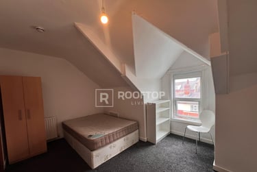 5 bed house, Walmsley Road, Burley, Leeds, LS61NG - Image 13