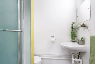 Standard Ensuite at Clarence Dock Village, Clarence Road, City Centre, Leeds, LS101LU - Image 3