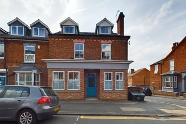 4 bed house, West Parade, West End, Lincoln, LN11QL - Image 2