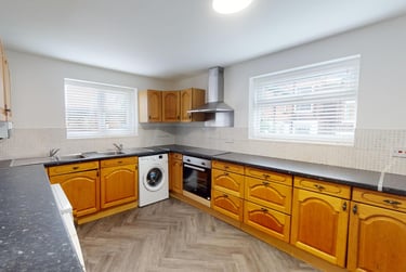 8 bed house, Seely Road, Radford, Nottingham, NG71NU - Image 7