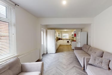 8 bed house, Seely Road, Radford, Nottingham, NG71NU - Image 5