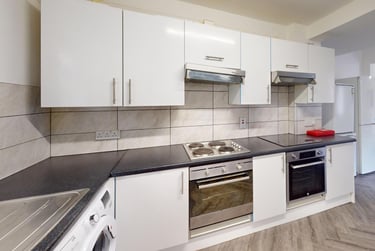 8 bed house, Seely Road, Radford, Nottingham, NG71NU - Image 12