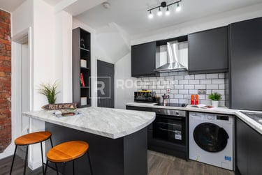 2 bed house, Beulah Street, Rampart Road, Leeds, LS62NN - Image 1
