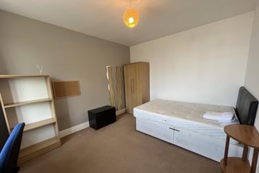 6 bed house, Newcastle Road, Nevilles Cross, Durham, DH14AD - Image 7