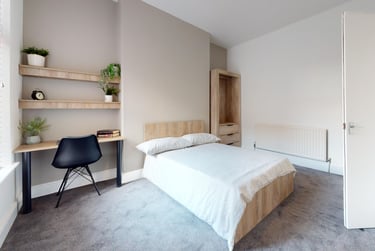 6 bed house, Radford Boulevard, Bobbers Mill, Nottingham, NG75QJ - Image 1