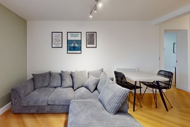 2 bed house, Derby Road, City Centre, Loughborough, LE115HJ - Image 2
