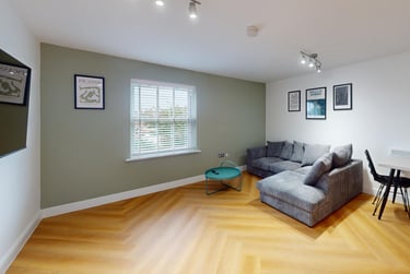 2 bed house, Derby Road, City Centre, Loughborough, LE115HJ - Image 1