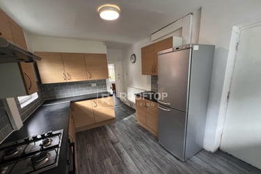 3 bed house, Dennistead Crescent, Headingley, Leeds, LS63PU - Image 4