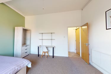 2 bed house, Blenheim Terrace, Woodhouse, Leeds, LS29JG - Image 4