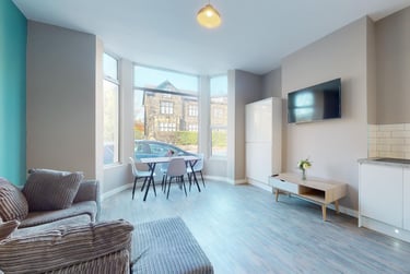 4 bed house, Cardigan Road, Headingley, Leeds, LS63AG - Image 1