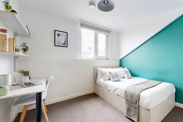 4 bed house, Cardigan Road, Headingley, Leeds, LS63AG - Image 1