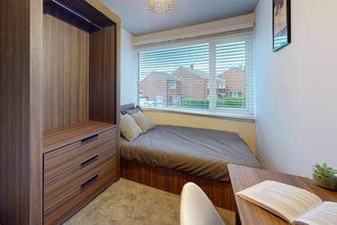 6 bed house, St Bedes Close, Nevilles Cross, Durham, DH14AB - Image 4