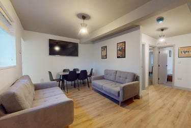 6 bed house, St Bedes Close, Nevilles Cross, Durham, DH14AB - Image 2
