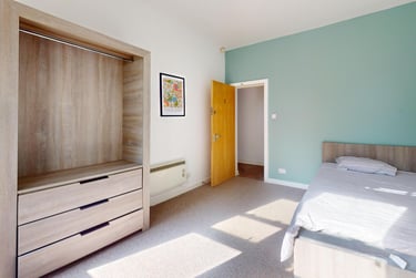 5 bed house, Hyde Terrace, Woodhouse, Leeds, LS29LN - Image 2