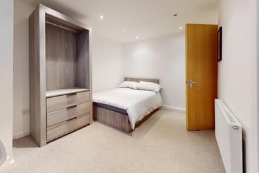 2 bed house, Village Avenue, Burley, Leeds, LS42NX - Image 10
