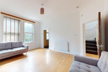 5 bed house, Hyde Park Road, Hyde Park, Leeds, LS61AH - Image 1