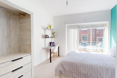 4 bed house, Yalta Court, Woodhouse, Leeds, LS29AG - Image 9