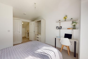 4 bed house, Yalta Court, Woodhouse, Leeds, LS29AG - Image 2