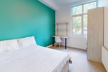 3 bed house, Moorland Avenue, Hyde Park, Leeds, LS61AP - Image 2