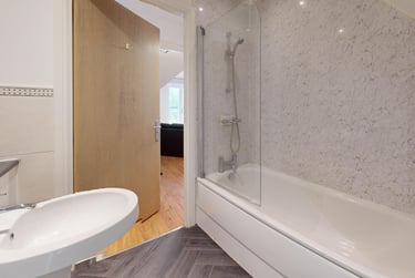 2 bed house, The Grange, Headingley, Leeds, LS62BY - Image 6