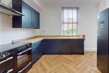 6 bed house, Osborne Street, Bobbers Mill, Nottingham, NG75LY - Image 4