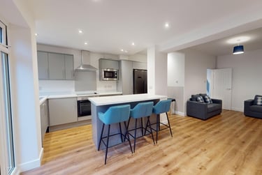 5 bed house, Turner Avenue, City Centre, Loughborough, LE112DA - Image 2
