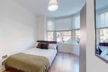 5 bed house, Forest Road, City Centre, Loughborough, LE113NP - Image 4