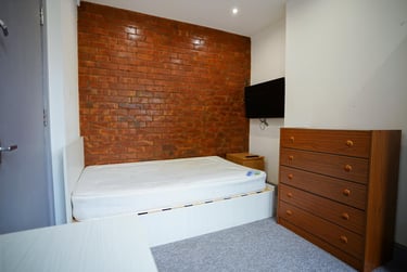 5 bed house, Chestnut Street, City Centre, Loughborough, LE113BE - Image 4