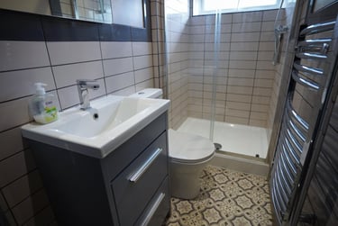 5 bed house, Chestnut Street, City Centre, Loughborough, LE113BE - Image 9