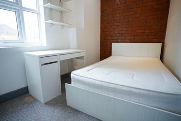 5 bed house, Chestnut Street, City Centre, Loughborough, LE113BE - Image 5